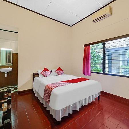 Oyo 90676 Oryza Hotel Yogyakarta Dış mekan fotoğraf