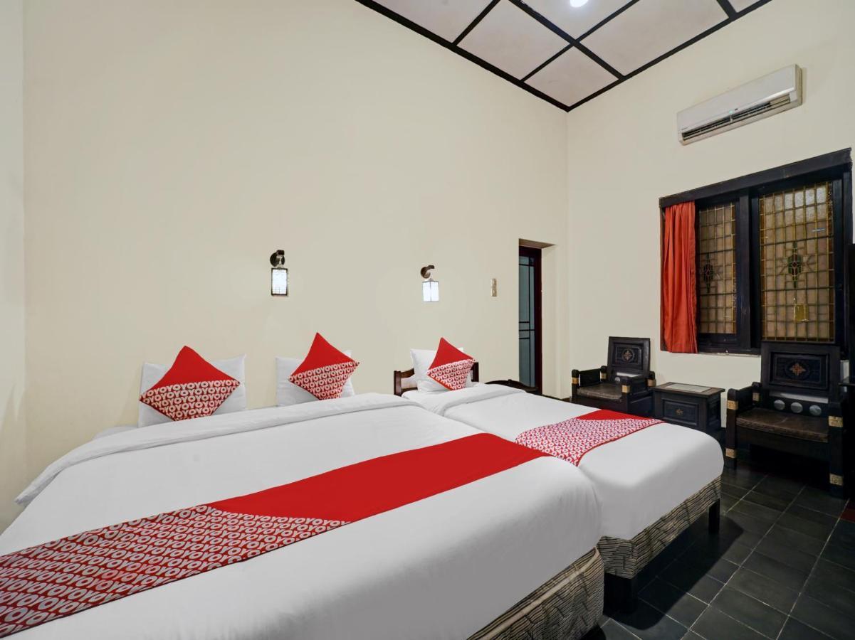 Oyo 90676 Oryza Hotel Yogyakarta Dış mekan fotoğraf