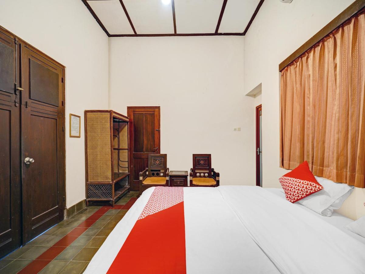 Oyo 90676 Oryza Hotel Yogyakarta Dış mekan fotoğraf